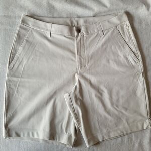 lululemon athletica Light Beige Flat Front Men’s Shorts